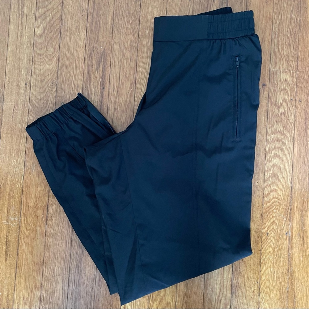 Stretchtech Black Pants Pockets and Zippers at Ankle Size Small